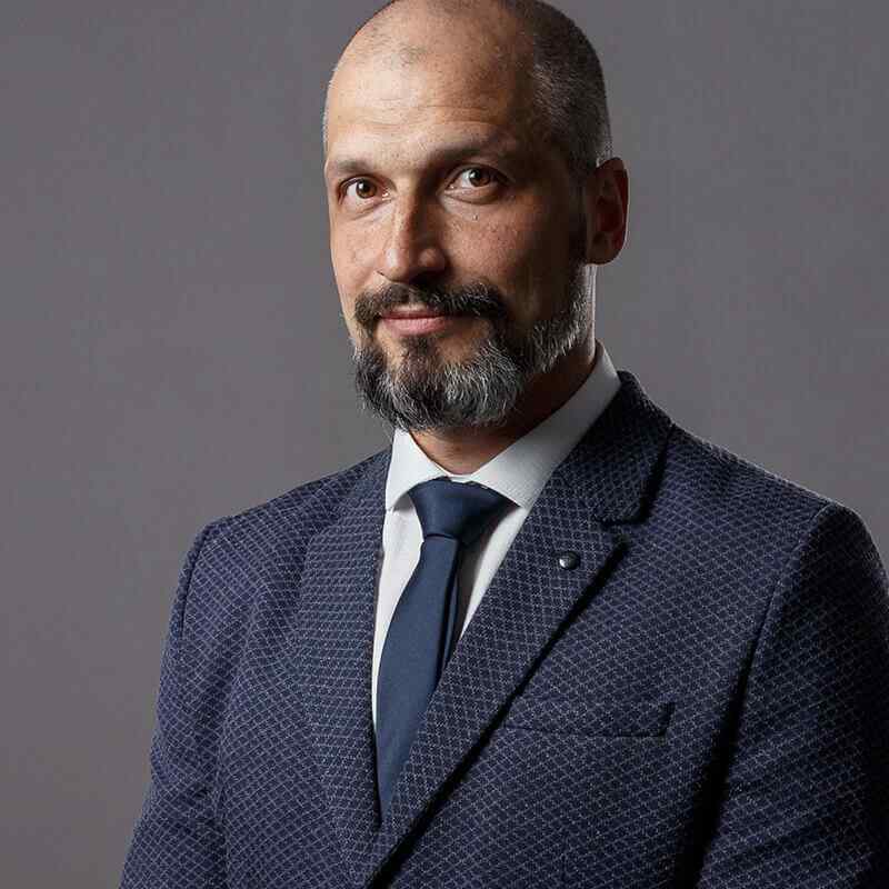 https://www.ikarusmoskva.com/wp-content/uploads/2019/10/inner_team_01-1.jpg